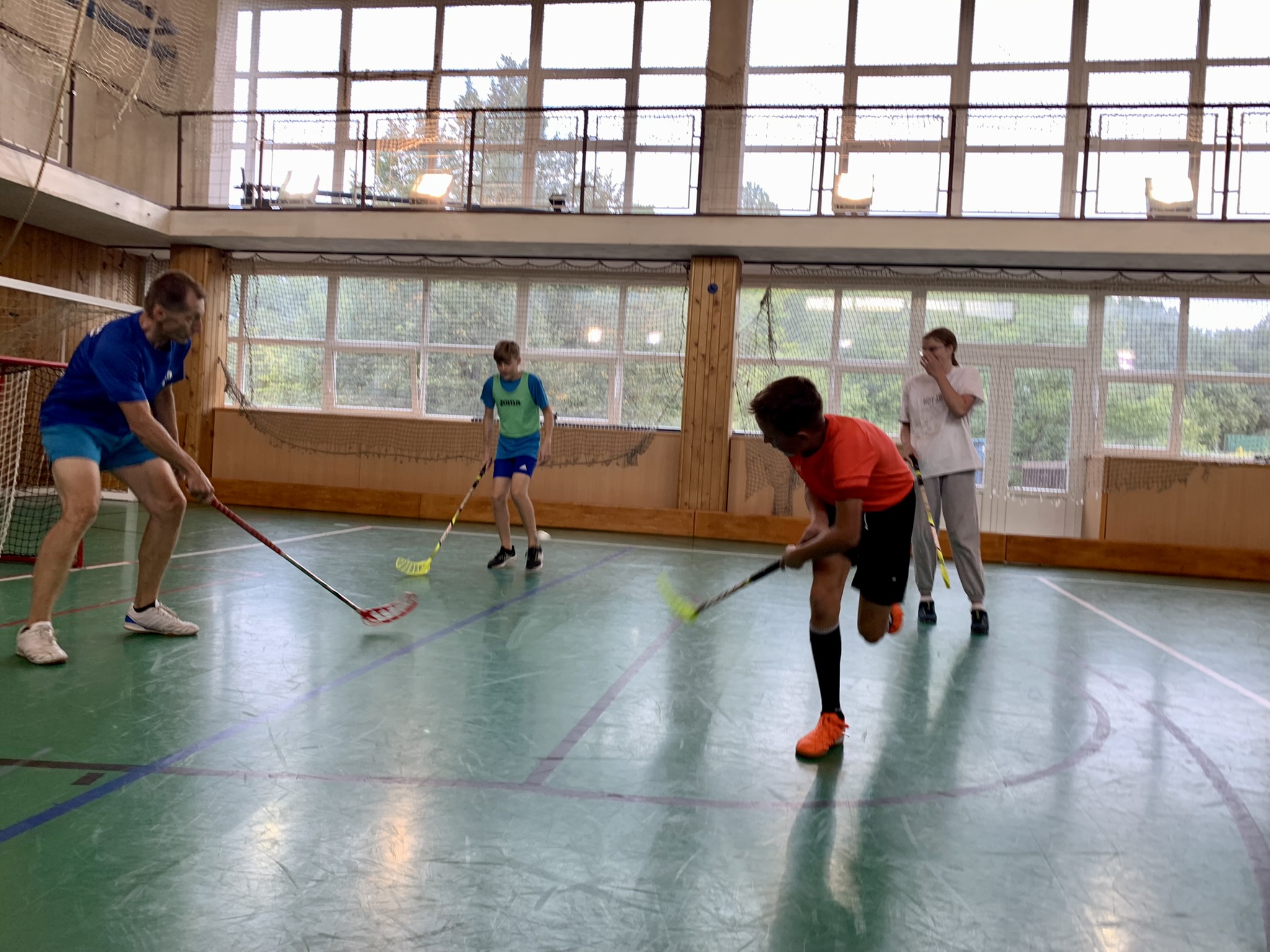 Lekce, kterou se snažíme rozpohybovat mladistvé a ukázat jim, že sport stále může bavit. Pokud Vaše dítě stále neví, co s časem a sedí doma, pokuste se ho poslat k […]